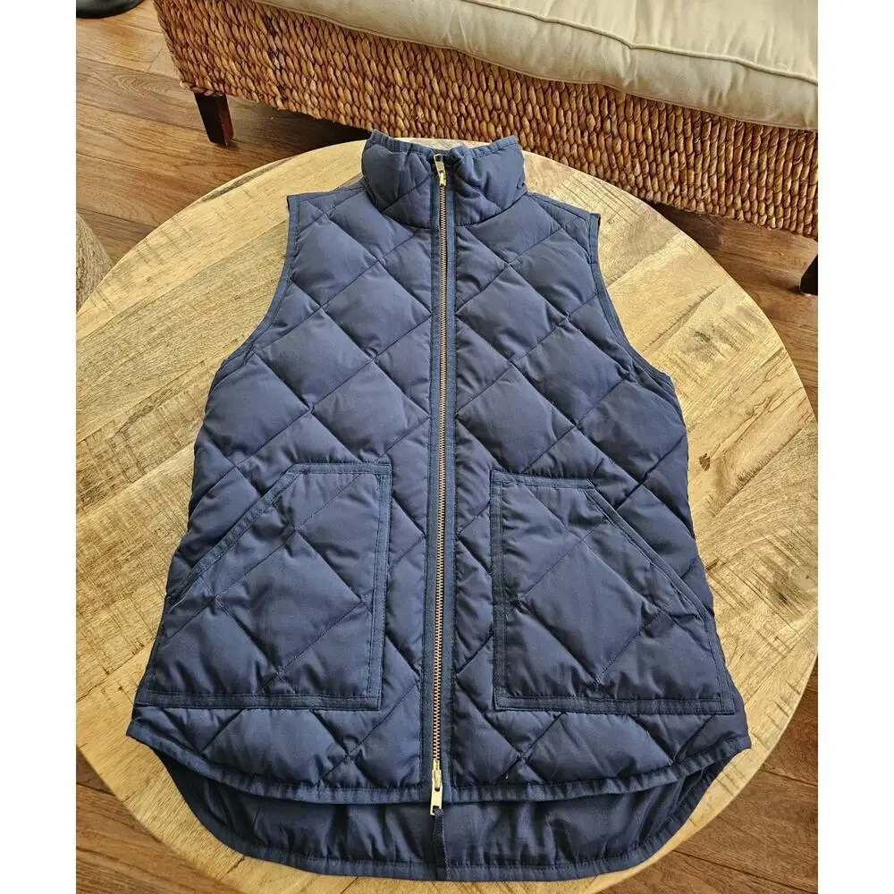 J. Crew Quilted Down Vest Women's Size XS Navy Blue Nautical Coastal Preppy - Picture 3 of 7
